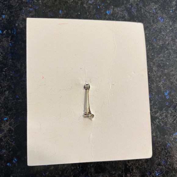 Vintage BJ ice Skating Christmas Mouse Brooch Pin Original Card Chris Mouse - Picture 2 of 2